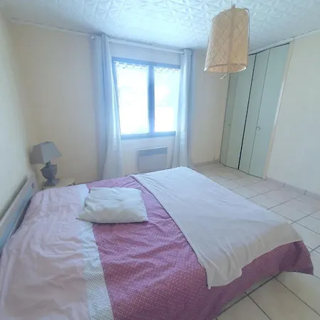 Charmante Maison Proche - 5242 Holiday home *