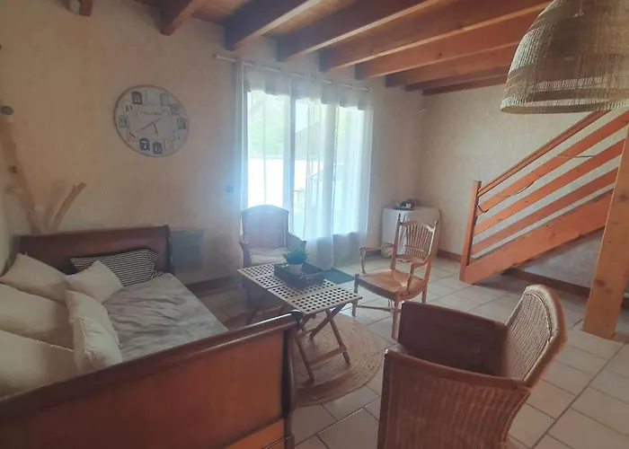 Charmante Maison Proche - 5242 Ferienhaus